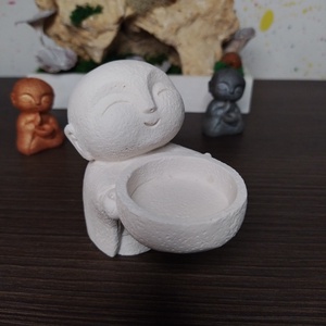 Jesmonite szerzetes mécsestartó - kézzel öntött, környezetbarát lakásdekor - otthon & életmód - gyertya, illat, aroma - mécses és mécsestartó - Meska.hu