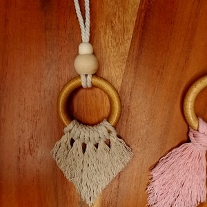 Makramé autós illatosító - kézzel kötött dekor - otthon & életmód - autó - autós illatosító - Meska.hu