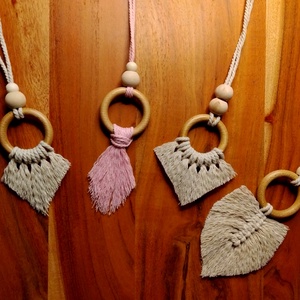 Makramé autós illatosító - kézzel kötött dekor, Otthon & Életmód, Autó, Autós illatosító, Csomózás, MESKA