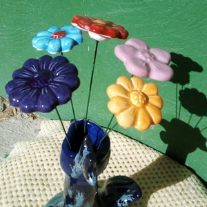 Kerámia virág zöld színű szárral -  - Meska.hu