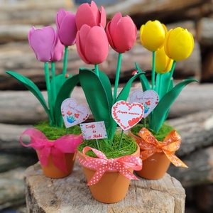 Dekor tulipánok cserépben, Otthon & Életmód, Dekoráció, Dísztárgy, Dekorgumi, Újrahasznosított alapanyagból készült termékek, MESKA