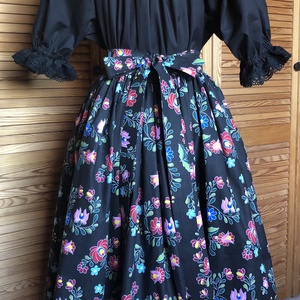 Viktória részére / népi blúz és szoknya - Meska.hu