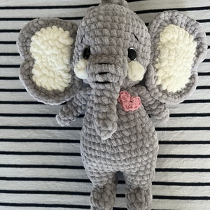 Horgolt elefánt, Játék & Sport, Plüssállat & Játékfigura, Elefánt, Horgolás, MESKA