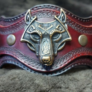 Marhabőr Farkas fejes Karkötő  - ékszer - karkötő - charm karkötő - Meska.hu