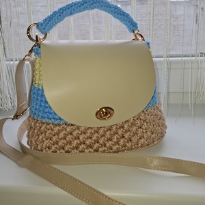 La Nelly  Capri Breeze  kézzel horgolt bézskéksárga kézitáska arany szerelékkel - táska & tok - kézitáska & válltáska - kézitáska - Meska.hu