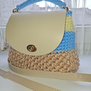 La Nelly  Capri Breeze  kézzel horgolt bézskéksárga kézitáska arany szerelékkel - táska & tok - kézitáska & válltáska - kézitáska - Meska.hu