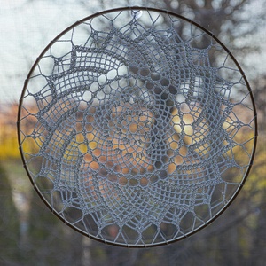 Hófehér horgolt mandala 40 cm - otthon & életmód - dekoráció - fali és függő dekoráció - függődísz - Meska.hu