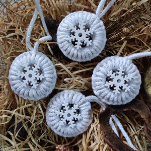 4 DIY hópelyhes karácsonyfadísz, könnyen elkészíthető makramé koszorú - diy (csináld magad) - egységcsomag - Meska.hu