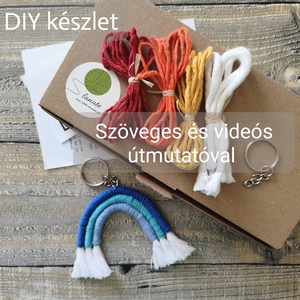 Csináld magad! Szivárványos táskadísz, makramé kulcstartó természetes anyagokból, saját készítésű ajándék - diy (csináld magad) - egységcsomag - Meska.hu