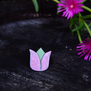 Tulipán bross, kitűző - tűzzománc  - ékszer - kitűző és bross - Meska.hu