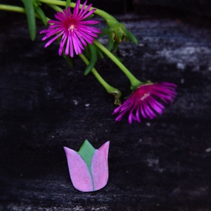 Tulipán bross, kitűző - tűzzománc  - Meska.hu