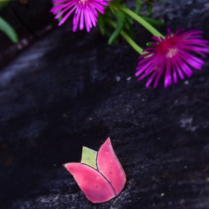 Tulipán bross, kitűző  - tűzzománc  - Meska.hu