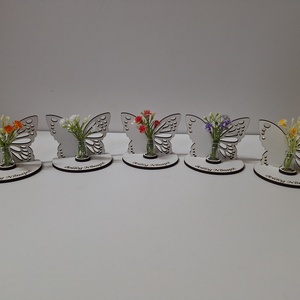 Pillangós nőnapi asztaldísz - otthon & életmód - dekoráció - virágdekoráció - virágdíszek - asztali virágdísz - Meska.hu