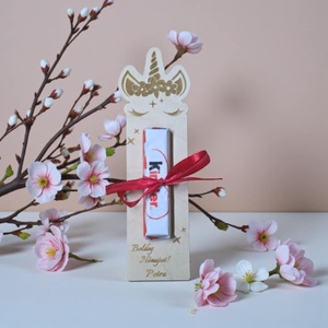 Nőnapi csokitartó - Meska.hu