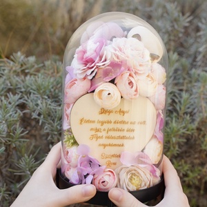 Virágcsoda üvegbúrában gravírozott felirattal, Esküvő, Emlék & Ajándék, Szülőköszöntő ajándék, Gravírozás, pirográfia, MESKA