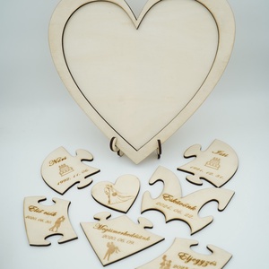Szív formájú fa puzzle esküvőre, puzzle ceremóniára tartóval is - esküvő - emlék & ajándék - nászajándék - ceremónia szett - Meska.hu