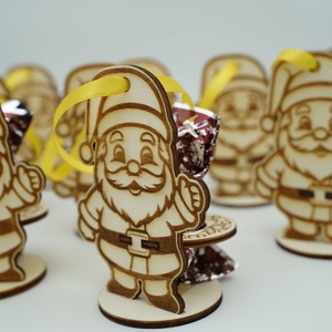 Fa talpas Mikulás ajándék dísz akár szaloncukorral együtt is  - karácsony - mikulás - mikulás ajándékok - Meska.hu