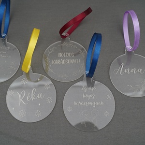 Plexire gravírozott karácsonyfadísz - karácsony - karácsonyi lakásdekoráció - karácsonyfadíszek - Meska.hu