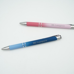 Névre garvírozott toll - Meska.hu