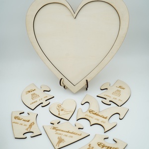 Szív formájú fa puzzle esküvőre, puzzle ceremóniára tartóval is - esküvő - emlék & ajándék - nászajándék - ceremónia szett - Meska.hu