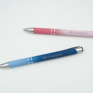 Névre garvírozott toll, díszdobozban is - otthon & életmód - papír, írószer - ceruza & toll - Meska.hu