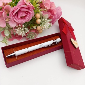 Névre garvírozott toll, díszdobozban is - otthon & életmód - papír, írószer - ceruza & toll - Meska.hu