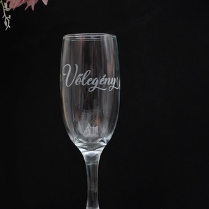 Gravírozott pezsgőspohár esküvőre - esküvő - emlék & ajándék - nászajándék - esküvői pohár, pohárszett - Meska.hu