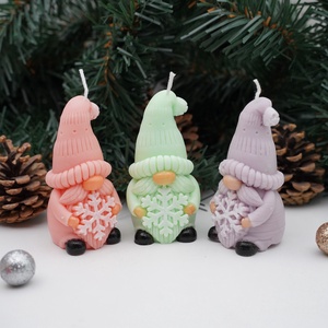 Manós illatgyertya - karácsony - karácsonyi lakásdekoráció - karácsonyi illatgyertya, mécses - Meska.hu