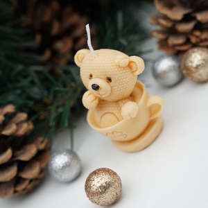 Cuki macis illatgyertya - karácsony - karácsonyi lakásdekoráció - karácsonyi illatgyertya, mécses - Meska.hu