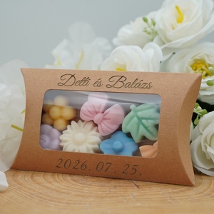 Illatviaszok elegáns gravírozott dobozban, köszönőajándéknak is  , Esküvő, Emlék & Ajándék, Köszönőajándék, Gravírozás, pirográfia, Gyertya-, mécseskészítés, MESKA