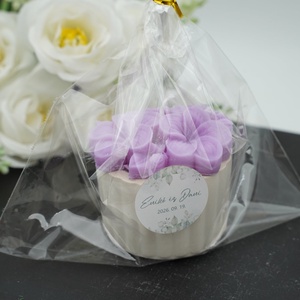 Virág illatgyertya kaspóban - elegáns ajándék esküvőre is - kellékek & szerszámok - dekorációs kellékek - dekorációs gyertya - Meska.hu