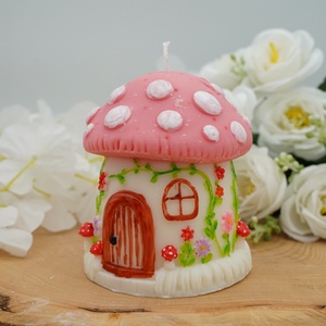 Mesebeli, virágos, tavaszi gombaház  szójaviasz illatgyertya - kellékek & szerszámok - dekorációs kellékek - dekorációs gyertya - Meska.hu