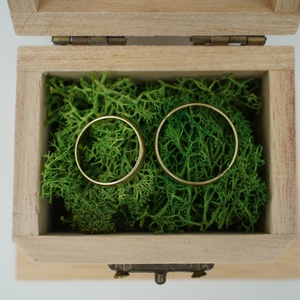 Fa vintage gyűrűtartó ládika, doboz mohával bélelve - esküvő - kiegészítők - gyűrűtartó & gyűrűpárna - Meska.hu