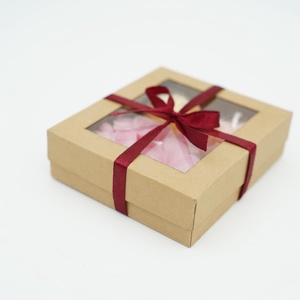 Virágos illatgyertyák díszdobozban - anyák napjára, nőnapra, vagy bármely alkalomra - otthon & életmód - gyertya, illat, aroma - gyertya - Meska.hu