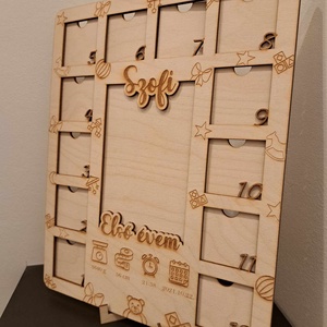 Első Évem Egyedi Képkeret, Otthon & Életmód, Dekoráció, Kép & Falikép, Képkeret, Famegmunkálás, MESKA