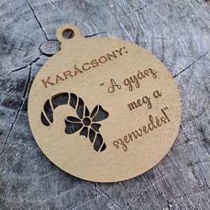 Alternatív karácsonyfadísz - karácsony - karácsonyi lakásdekoráció - karácsonyfadíszek - Meska.hu