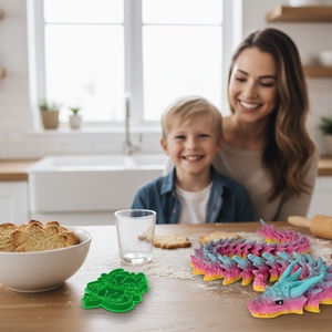 Speciális! Így neveld a sárkányodat Fogatlan sütikiszúró, formázó és saját sárkány!, Otthon & Életmód, Konyhafelszerelés, tálalás, Sütés, főzés, Sütikiszúró, Újrahasznosított alapanyagból készült termékek, MESKA