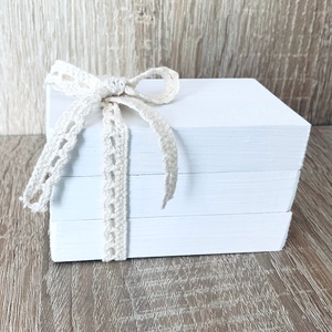 Egyedi feliratos mini könyv csomag dekoráció - otthon & lakás - dekoráció - fali és függő dekoráció - betű & név - Meska.hu