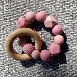 Egyedi rágcsakarika - játék & sport - 3 éves kor alattiaknak - rágóka - Meska.hu Egyedi rágcsakarika - játék & sport - 3 éves kor alattiaknak - rágóka - Meska.hu