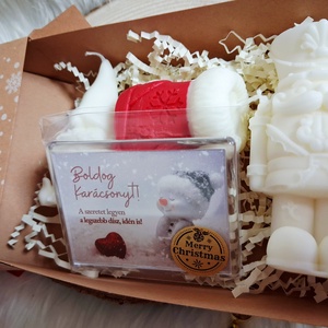 Karácsonyi díszdobozos gyertya  kézműves, illatos, dekoratív ajándék - karácsony - karácsonyi lakásdekoráció - karácsonyi illatgyertya, mécses - Meska.hu