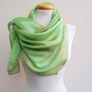 pasztell zöld átmenet selyemkendő 90x90cm, Ruha & Divat, Sál, Sapka, Kendő, Kendő, Selyemfestés, MESKA