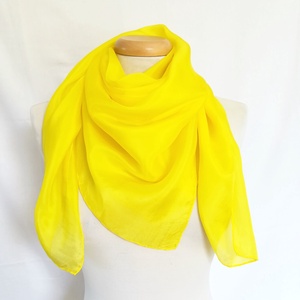  brutál sárga selyemkendő - Meska.hu