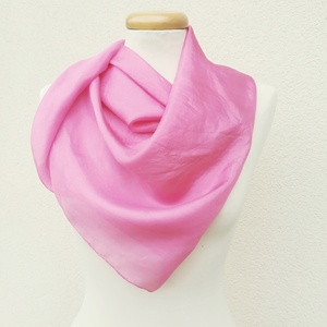 pink mályva selyemkendő - Meska.hu