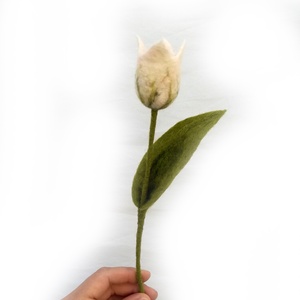 1 darab nemez tulipán, virágdísz  drótszálon (a csokorból választható színekkel), Otthon & Életmód, Dekoráció, Virágdísz és tartó, Csokor & Virágdísz, Nemezelés, Varrás, MESKA