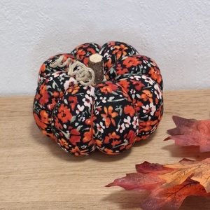 Őszi varrott tök dekoráció /9 cm/, Otthon & Életmód, Dekoráció, Halloween, Halloweeni tök, Varrás, MESKA