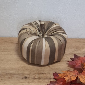 Őszi varrott tök dekoráció /12 cm/, Otthon & Életmód, Dekoráció, Halloween, Halloweeni tök, Varrás, MESKA