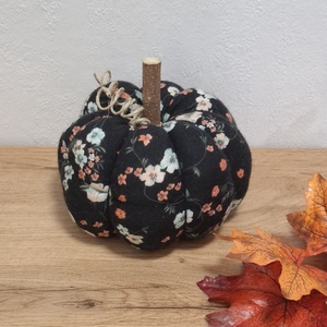 Őszi varrott tök dekoráció /12 cm/, Otthon & Életmód, Dekoráció, Halloween, Halloweeni tök, Varrás, MESKA