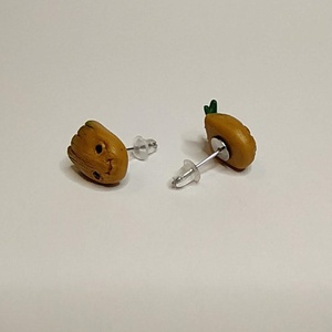Baby Groot bedugós fülbevaló - ékszer - fülbevaló - pötty fülbevaló - Meska.hu