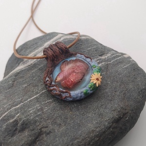 Betta medál, Betta tavacska, Vízcsepp medál, Miniatűr betta, Egyedi figurás ékszer - ékszer - nyaklánc - medálos nyaklánc - Meska.hu