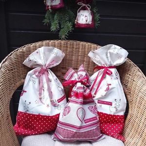 Karácsonyi ajándékzsák - karácsony - karácsonyi ajándékozás - karácsonyi ajándékcsomagolás - Meska.hu